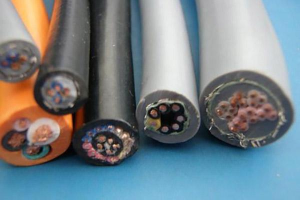 Differences Between Plastic and Rubber Insulated Cables - ZMS