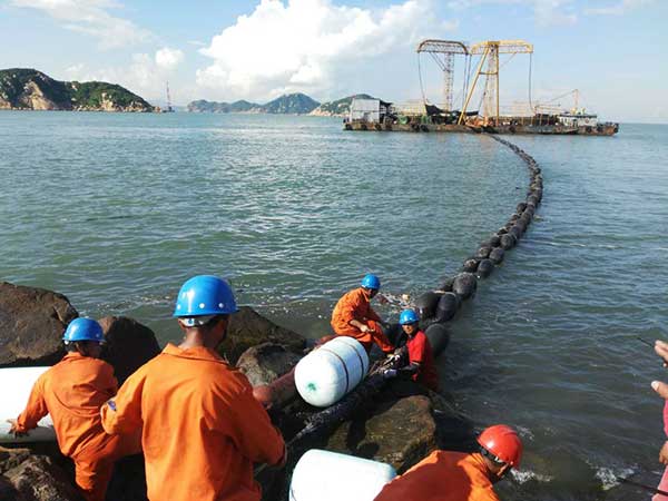power cable in deap sea