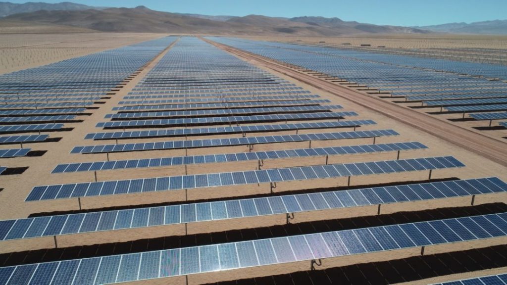 Solar photovoltaic cable panels built in desert areas