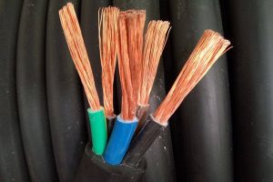 Copper cables with different color jackets have different functions