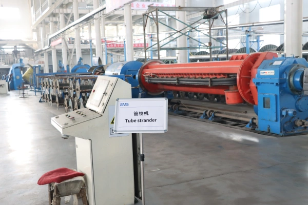 Tube strander